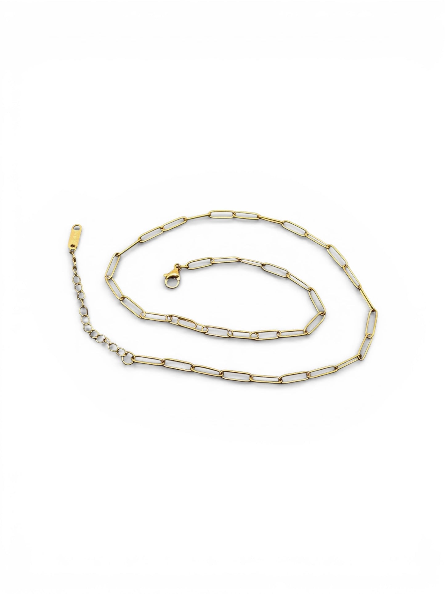 Collar de cadena fina