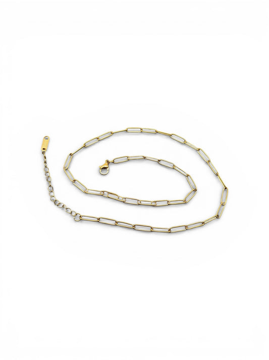 Collar de cadena fina